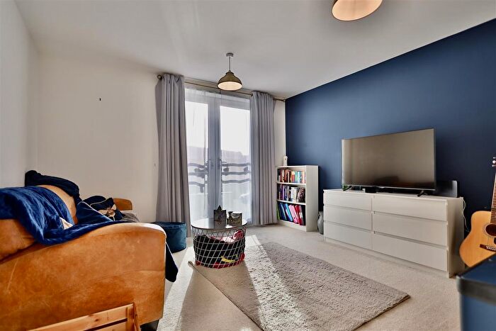 1 Bedroom Flat To Rent In Bittern House, Worsdell Drive, Gateshead, NE8