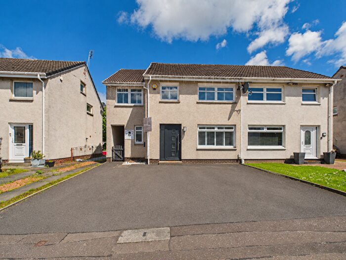 4 Bedroom Semi-Detached House For Sale In Olifard Avenue, Bothwell, Glasgow, G71