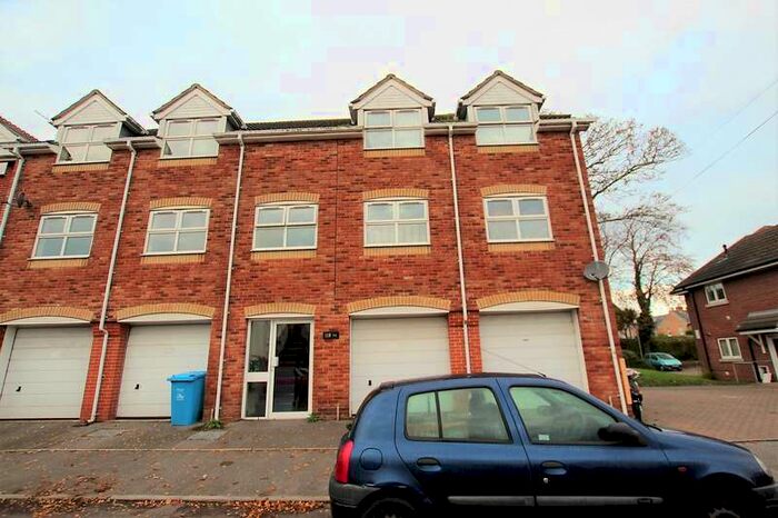 1 Bedroom Flat To Rent In Ashley Road Poole, BH14