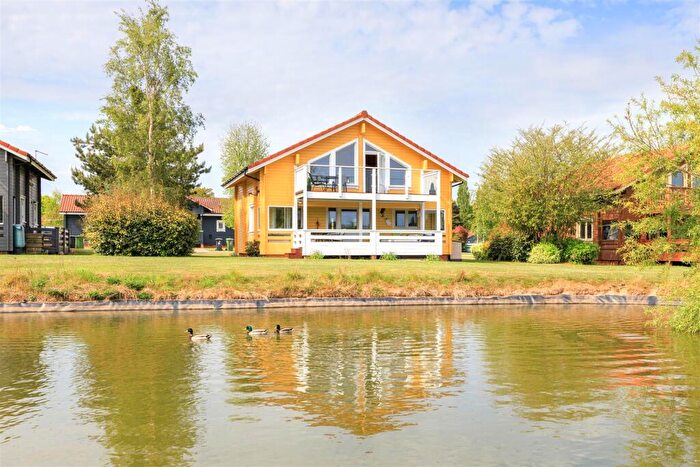 2 Bedroom Chalet For Sale In Caldecott, Fritton, Great Yarmouth, NR31