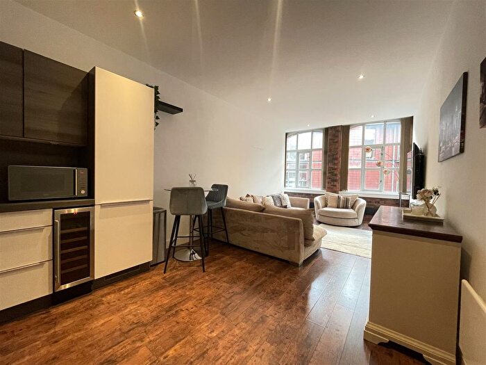 2 Bedroom Flat To Rent In Cotton Street, Manchester, M4