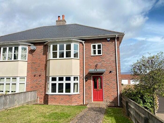 3 Bedroom Semi Detached House To Rent In Newmarket Road, Bury St Edmunds, Suffolk, IP33
