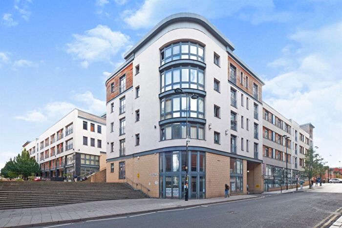 2 Bedroom Flat For Sale In Upper Marshall Street, Birmingham, B1