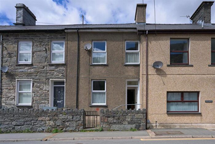 3 Bedroom Terraced House For Sale In Manod Road, Blaenau Ffestiniog, LL41