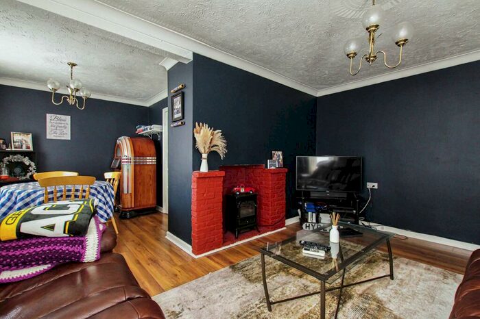 2 Bedroom Bungalow For Sale In Tithe Avenue, Beck Row, Bury St. Edmunds, IP28