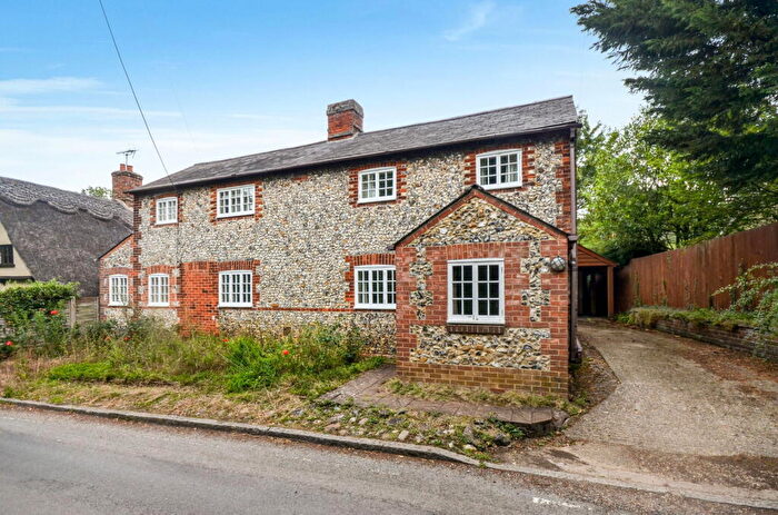 4 Bedroom Detached House For Sale In New Road, Steventon End, CB10