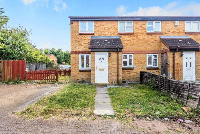 1 Bedroom House To Rent In Spring Grove, Mitcham, CR4