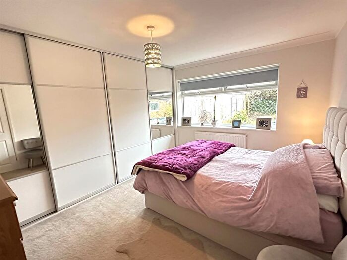 2 Bedroom Semi-Detached Bungalow For Sale In Lingfield Drive, Eaglescliffe, Stockton-On-Tees, TS16