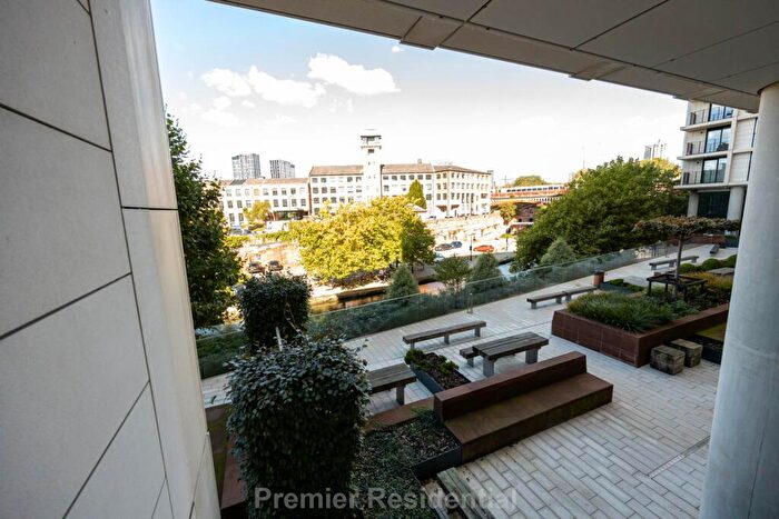 2 Bedroom Apartment To Rent In Castle Wharf, Chester Road, Manchester, M15