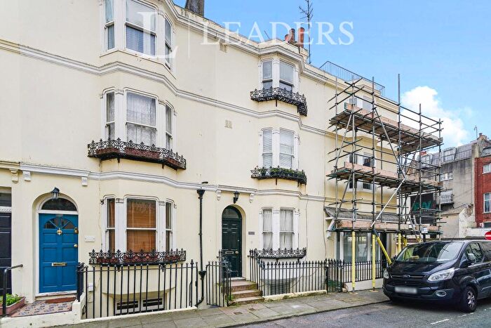 Studio To Rent In Regency Square, Brighton, East Sussex, BN1