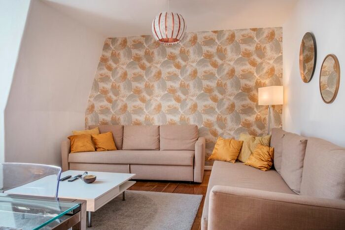 1 Bedroom Flat To Rent In Oxford Street, London, W1D