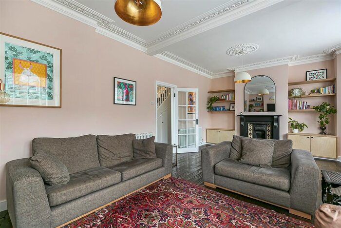3 Bedroom End Terrace House For Sale In Barrett Road, Walthamstow, London, E17