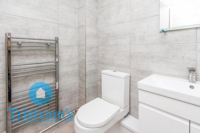 6 Bedroom End Of Terrace House To Rent In Gadd Street, Nottingham, NG7
