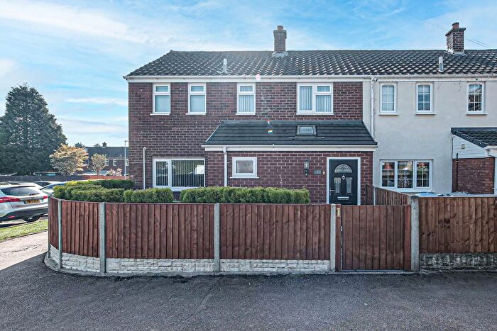 3 Bedroom Semi Detached House For Sale In Willow Tree Close, Lichfield, WS13