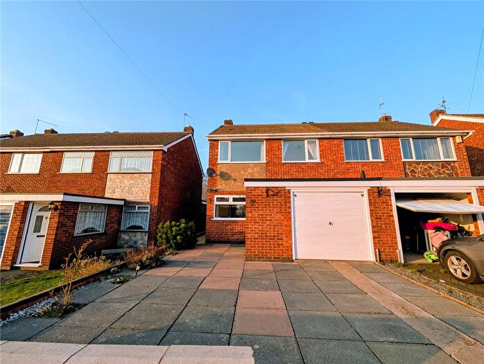 3 Bedroom Semi Detached House For Sale In Beverley Close, Leicester, Leicestershire, LE4