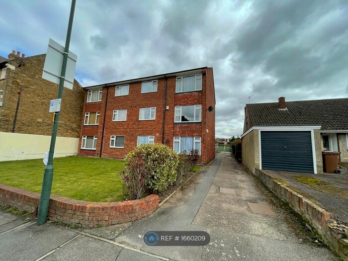 2 Bedroom Flat To Rent In Hatherley Road, Sidcup, DA14