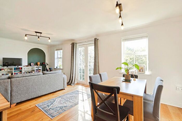1 Bedroom Flat For Sale In Teale Court, Leeds, West Yorkshire, LS7