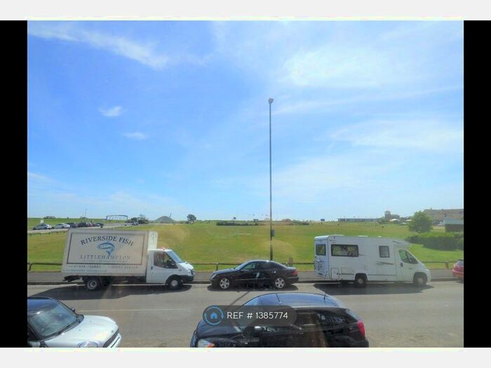 1 Bedroom Flat To Rent In South Terrace, Littlehampton, BN17