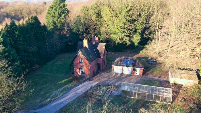 2 Bedroom Detached House For Sale In Haddocks Wood, Warrington Road, Runcorn, WA7