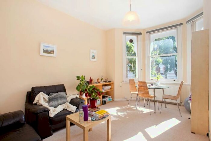 2 Bedroom Flat To Rent In Randolph Avenue, Maida Vale, W9