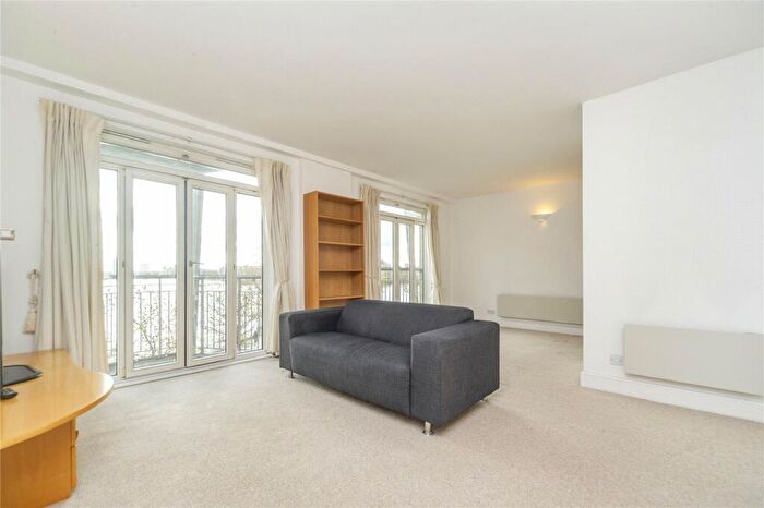 1 Bedroom Flat To Rent In Dundee Wharf, Three Colt Street, E14