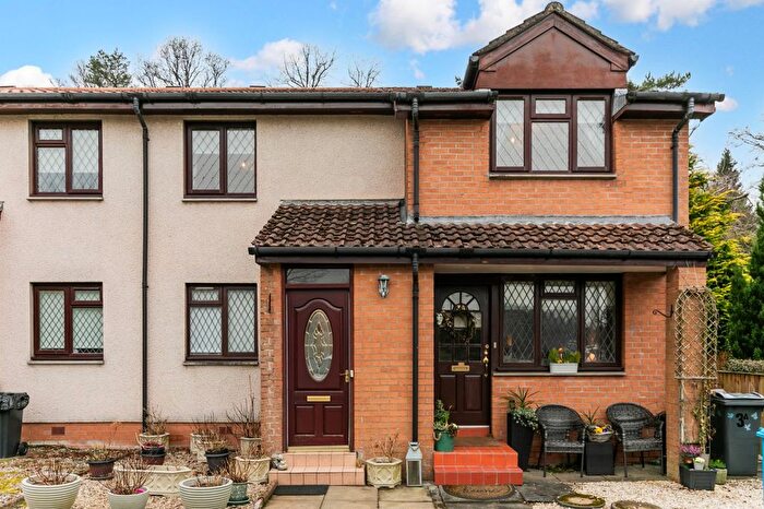 2 Bedroom Flat For Sale In Heritage Court, Newton Mearns, East Renfrewshire, G77