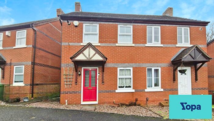 2 Bedroom Semi Detached House For Sale In Stonebridge Close, Telford, TF4