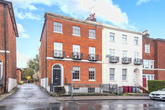 5 Bedroom End Of Terrace House To Rent In Russell Street, Reading, Berkshire, RG1
