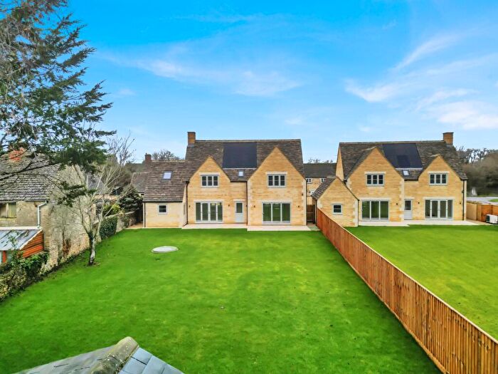 4 Bedroom Detached House For Sale In Cerney Wick Lane, Cerney Wick, Cirencester, Gloucestershire, GL7