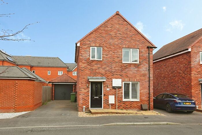 3 Bedroom Detached House For Sale In Parsons Avenue, Bursledon, Southampton, SO31