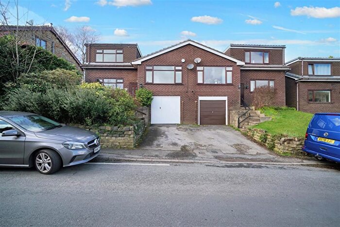 3 Bedroom Semi-Detached House For Sale In Temple Lane, Littleborough, OL15