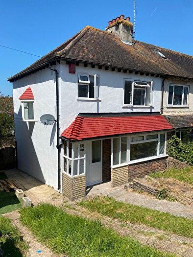 4 Bedroom Semi-Detached House To Rent In Bevendean Crescent, Brighton, East Sussex, BN2