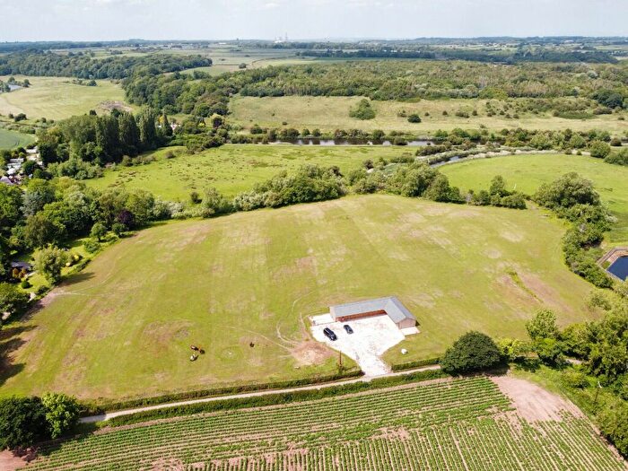 Land For Sale In Land And Stables On Cliff Lane, Creewood Common, CW8