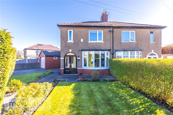 3 Bedroom Semi Detached House For Sale In York Crescent, Blackburn, Lancashire, BB1