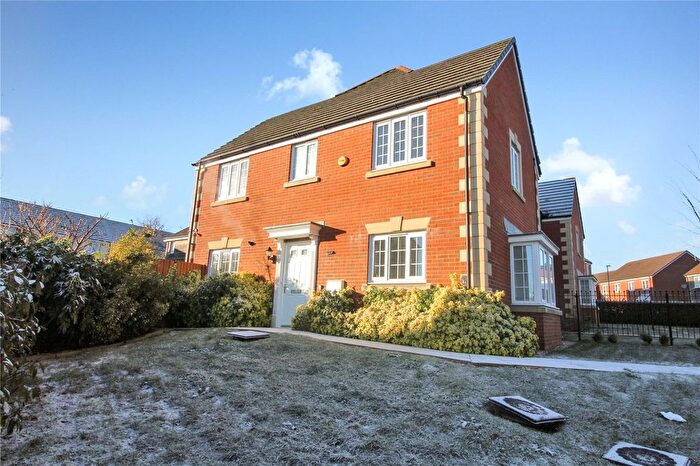 3 Bedroom Semi Detached House For Sale In Windmill Road, Royal Wootton Bassett, Wiltshire, SN4