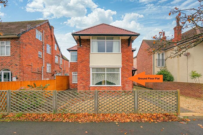 1 Bedroom Flat For Sale In Park Avenue, Skegness, PE25