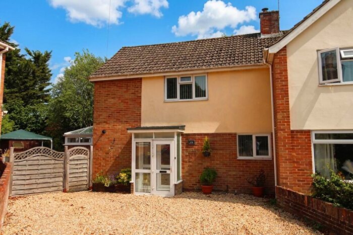 2 Bedroom Semi-Detached House For Sale In Cheverell Avenue, Salisbury, SP1