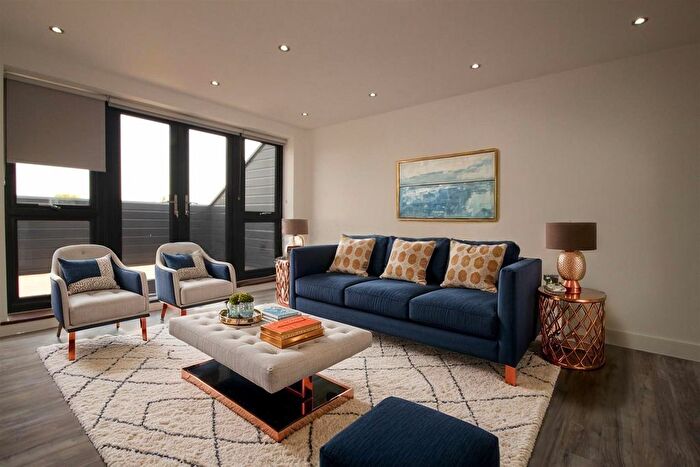 1 Bedroom Flat To Rent In Seven Kings Road, Ilford, IG3