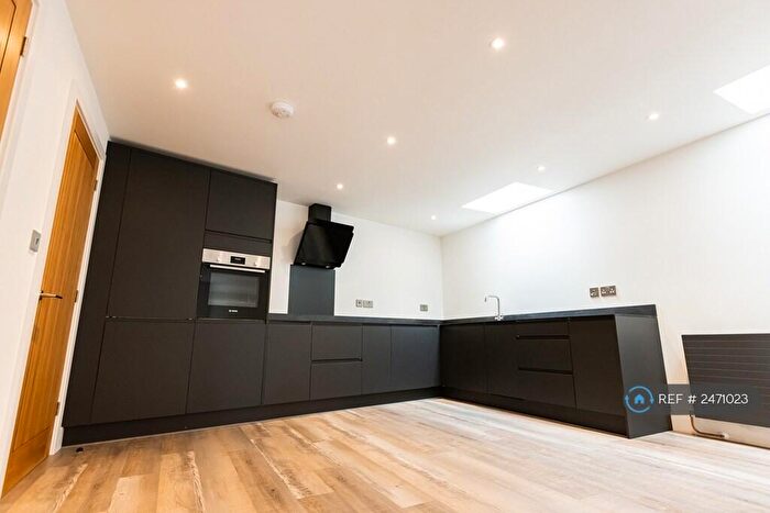 1 Bedroom Semi-Detached House To Rent In Magpie Road, Norwich, NR3