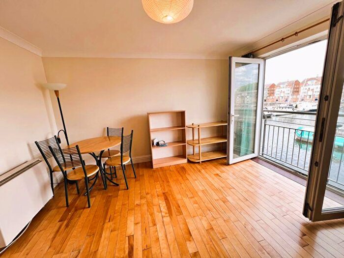 1 Bedroom Flat To Rent In Rainbow Quay Surrey Quays, SE16