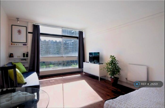 Studio To Rent In Cullum Welch House, London, EC1Y