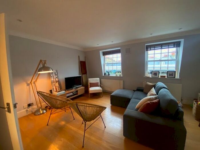 3 Bedroom Flat To Rent In Denbigh Street, London, SW1