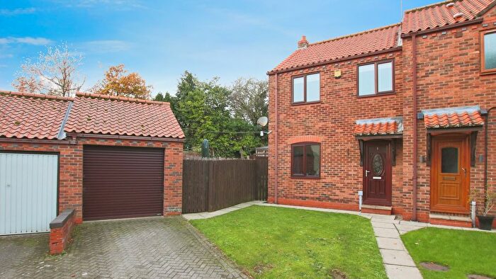 2 Bedroom Semi-Detached House For Sale In Riverhead Drive, Riverhead, Driffield, East Riding Of Yorkshire, YO25