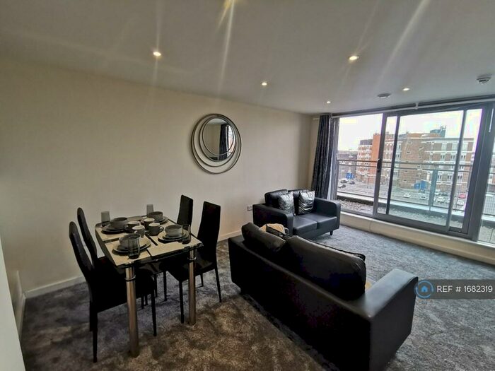 1 Bedroom Flat To Rent In Beckhampton Street, Swindon, SN1