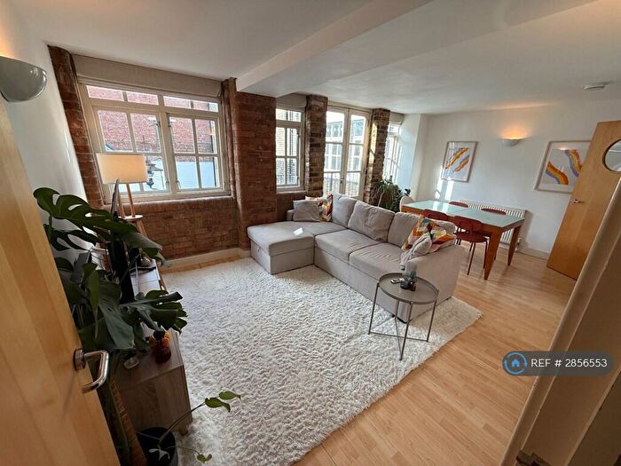 2 Bedroom Flat To Rent In Fairclough Street, London, E1