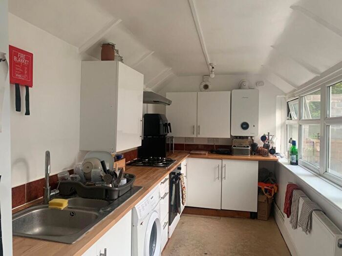4 Bedroom Flat To Rent In Zetland Road, Bristol, BS6