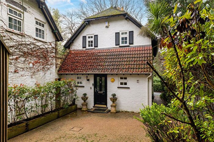 3 Bedroom Detached House For Sale In Benellen Road, Bournemouth, Dorset, BH4