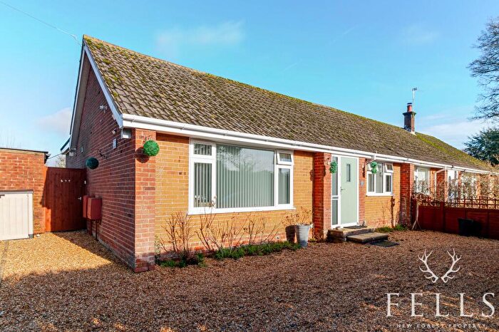 2 Bedroom Semi-Detached Bungalow For Sale In Burley Road, Bransgore, BH23