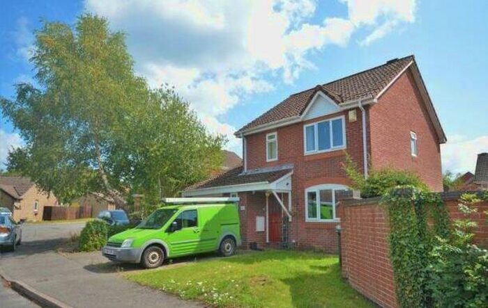 3 Bedroom House To Rent In Nutfield Road, Rownhams, SO16