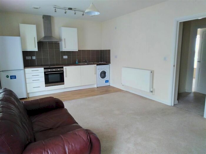 1 Bedroom Property To Rent In Mansel Street, Swansea, SA1